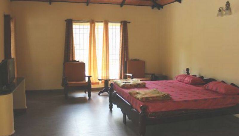 Green Plantation Mist Cottage, Coorg 5